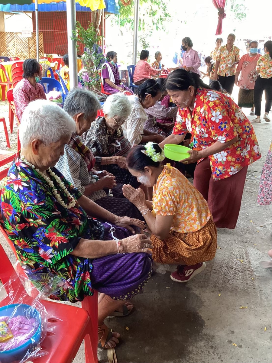 โครงการเสริมสร้างคุณภาพชีวิตผู้สูงอายุ ประจำปี 2566  องค์การบริหารส่วนตำบลนากระแซง อำเภอเดชอุดม จังหวัดอุบลราชธานี